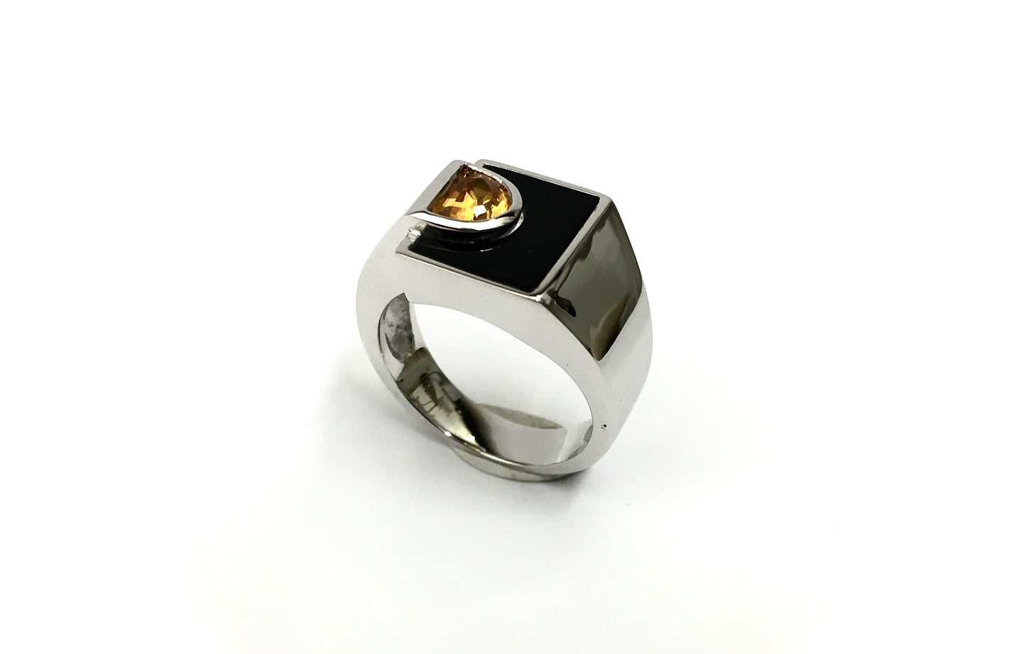 The Geometric Ring •White Gold